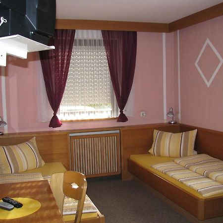 Hotel Erzhausener Hof Buitenkant foto