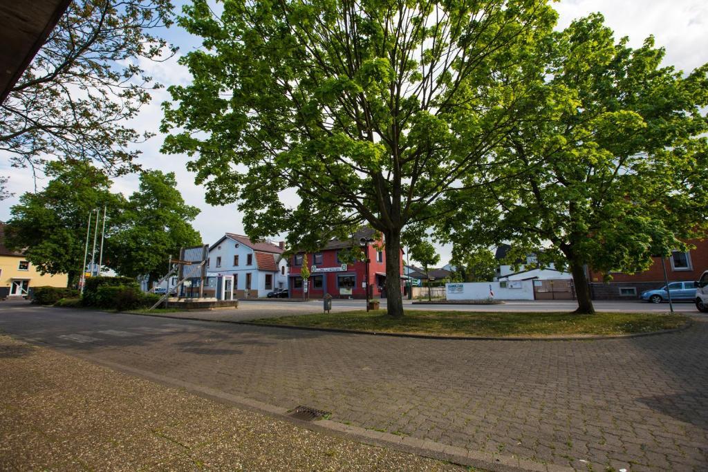 Hotel Erzhausener Hof Buitenkant foto